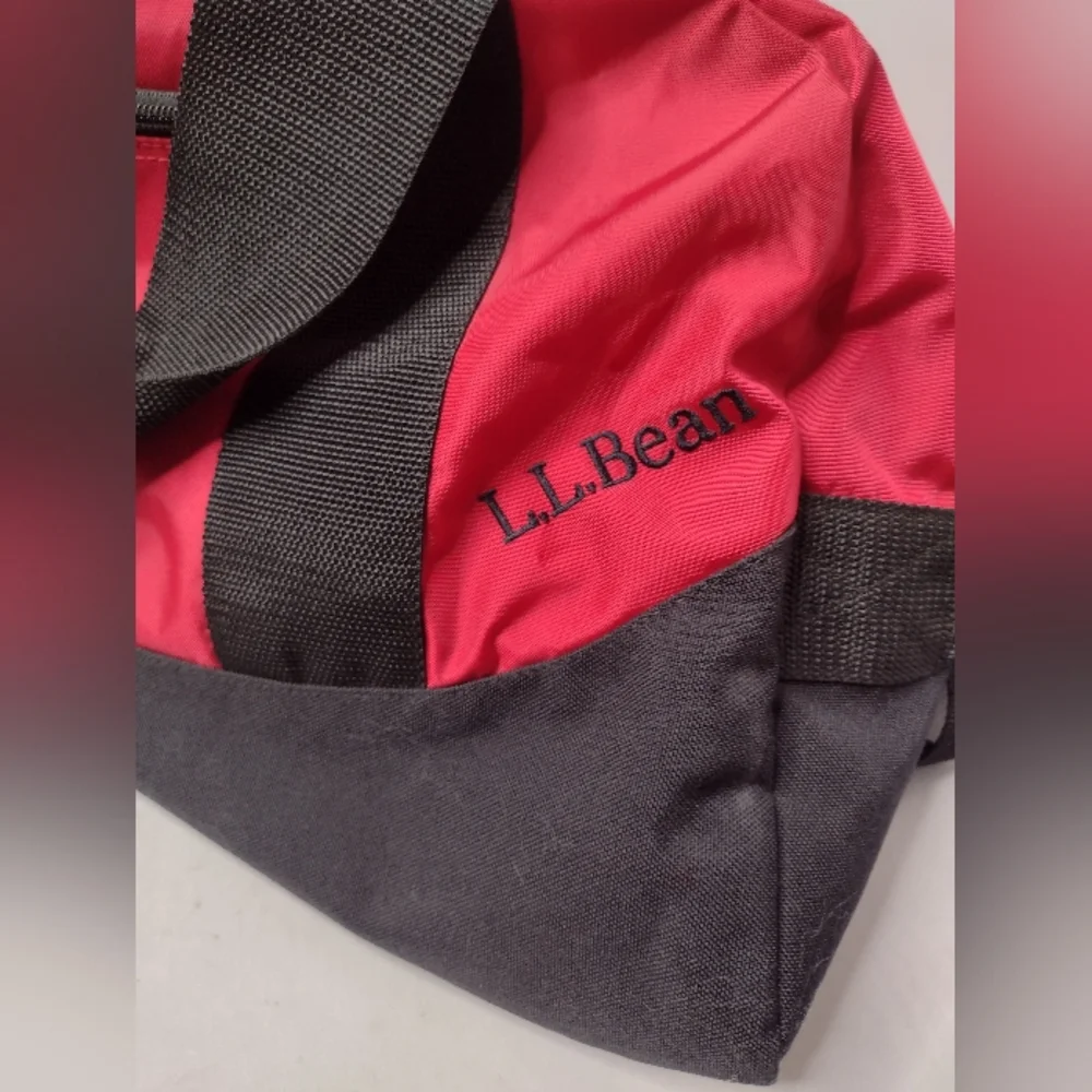 L.L. Bean Adventure Duffel Bag Red Black Travel Gym Bag Camping Overnight A34
